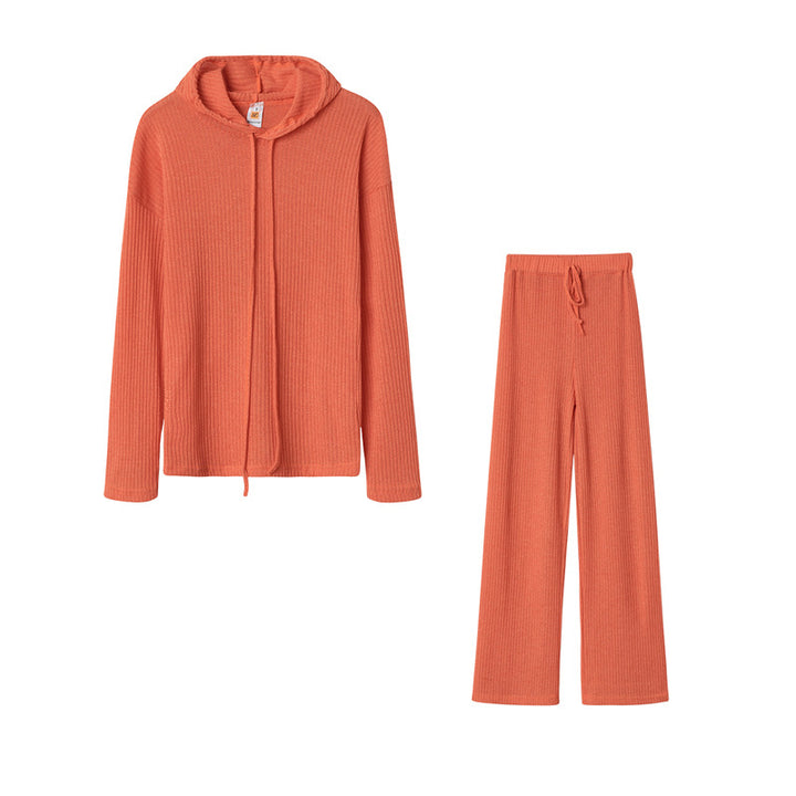 Ensemble confortable de pull et pantalon pour femmes Chic & Stil