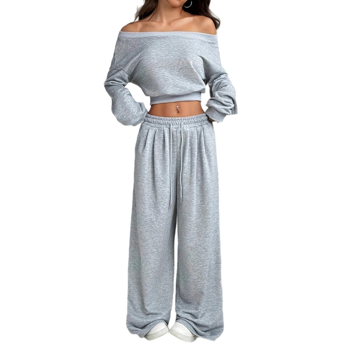 Women casual sweatshirt outfit and wide-leg pants Lune London