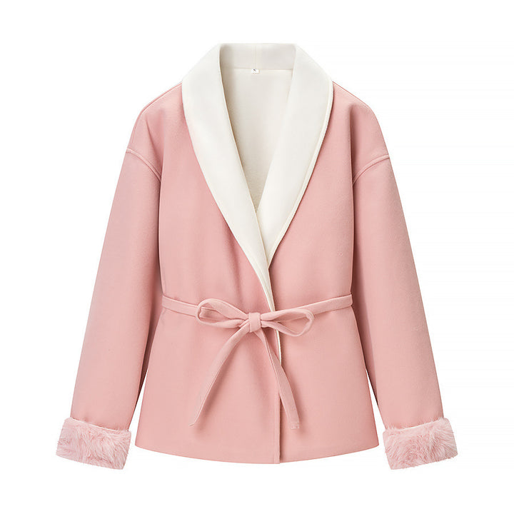 Veste confortable pour femmes avec doublure douce et ceinture à la taille Chic & Stil
