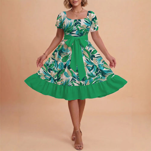 Women's dress with tailored fit and playful floral pattern Amarae