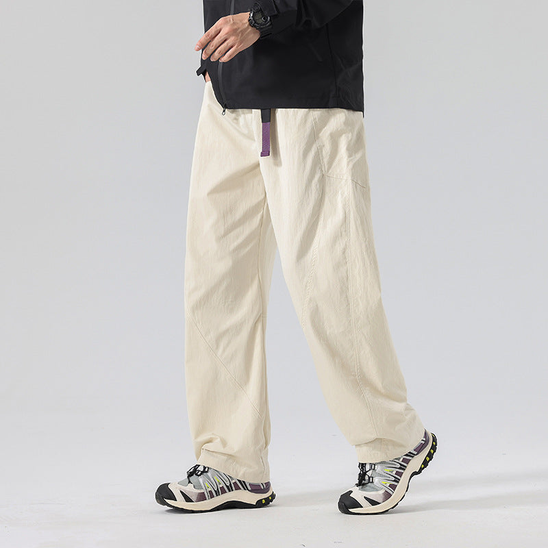 Multi-functional leisure pants for men in lightweight and breathable fabric Lune London