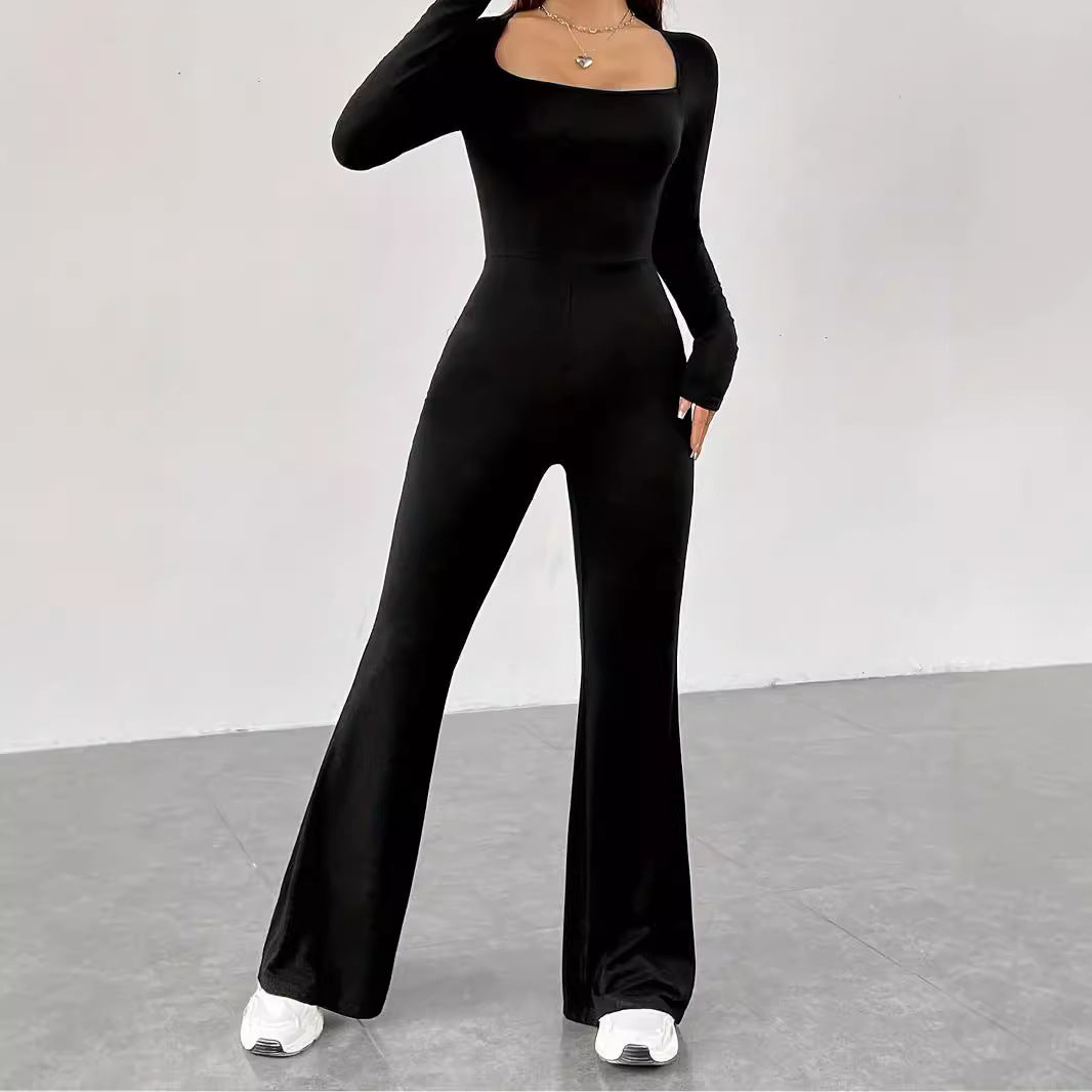Elegant and fitted women's jumpsuit with wide legs and long sleeves Lune London