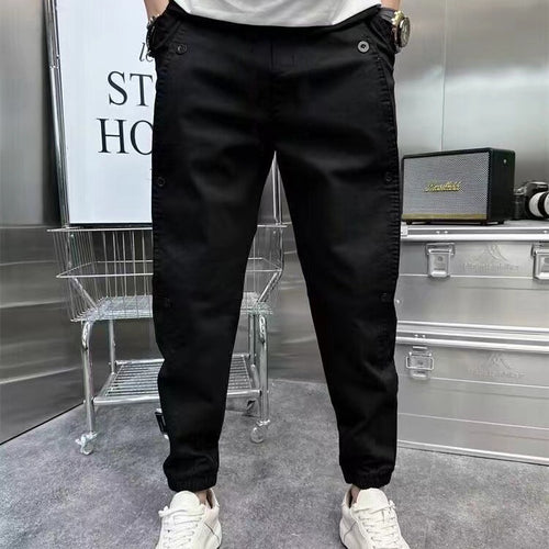 Trendy cargo pants for men with practical pockets and elastic waistband Amarae