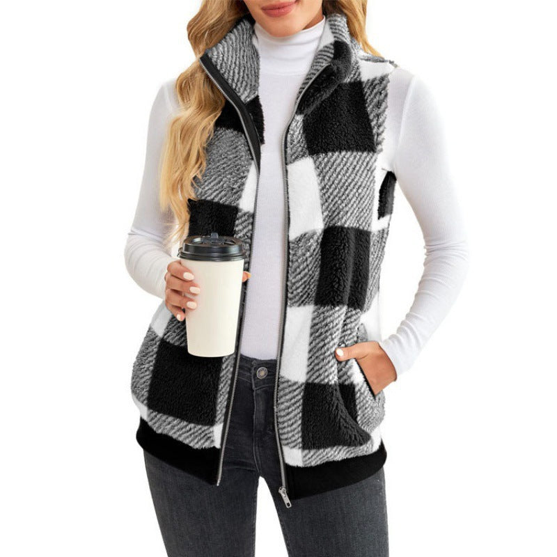 Ladies Checked Teddy Vest with Stand-Up Collar, Zipper and Side Pockets Amarae