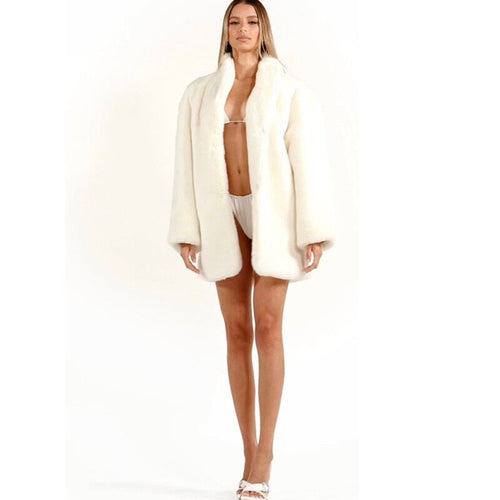 Ladies Chic and Stylish Luxury Faux Fur Cabin