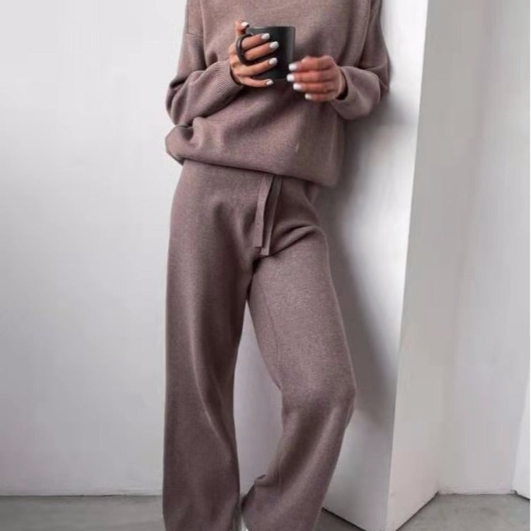 Cozy knit lounge set for women with wide pants and elegant round neck Lune London