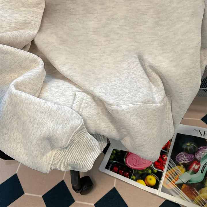 Sweat à capuche pour femmes avec lettrage moderne Chic & Stil