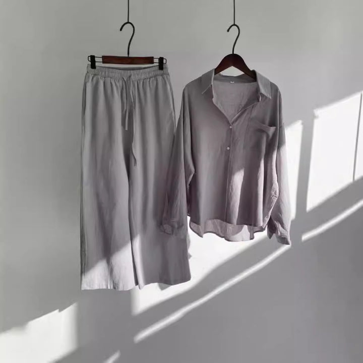 Two-piece casual set for women consisting of a loose top and comfortable pants Lune London
