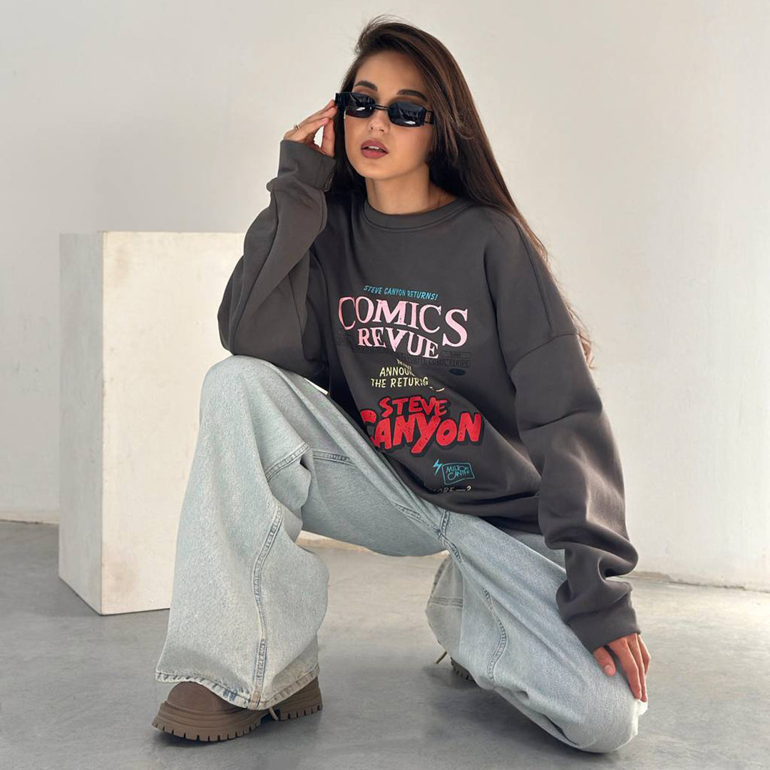 Oversized sweatshirt for women with striking graphic print Lune London