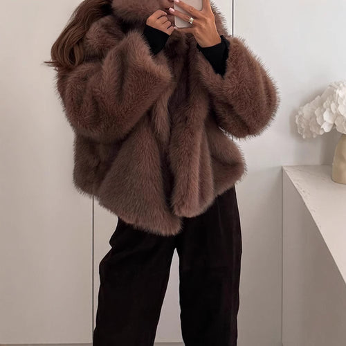 Stylish faux fur coat for women with wide collar Amarae