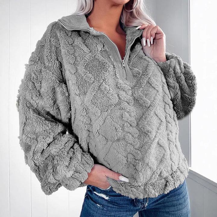 Cozy fleece sweater for women with zipper and honeycomb pattern Lune London