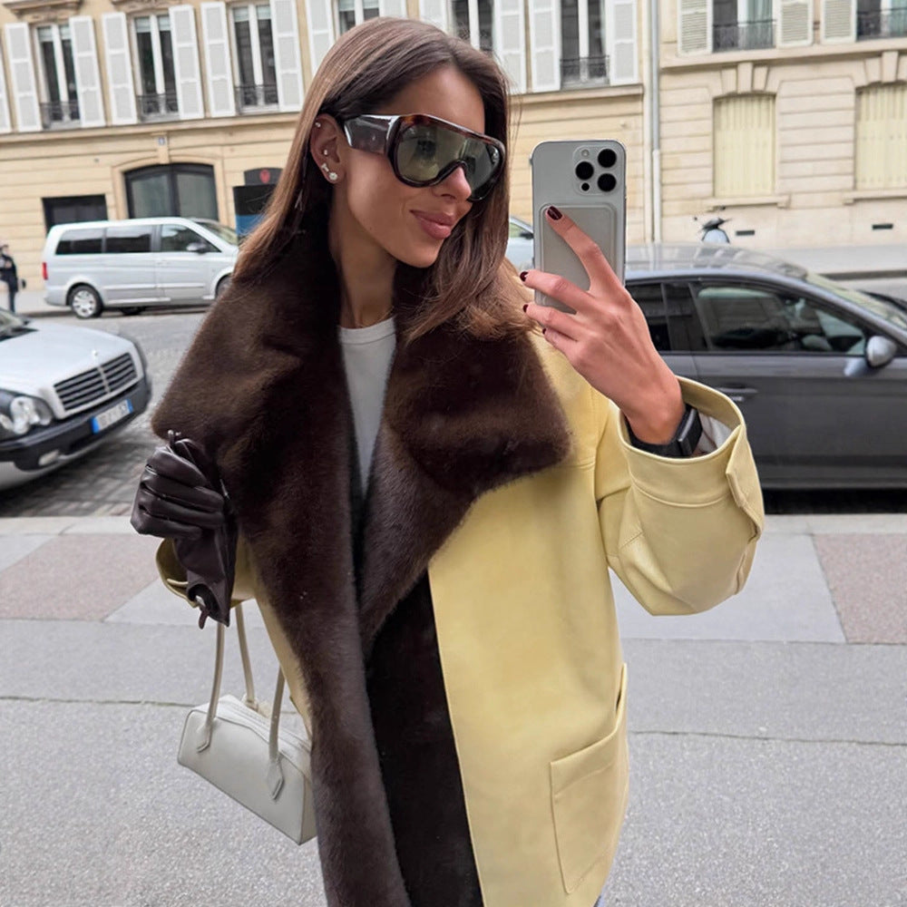 Women Elegant Oversize Coat made of Suede Look with Voluminous Faux Fur Shawl Collar Amarae