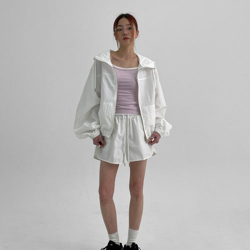 Women's Sporty Jacket with Short Pants Chic & Stil