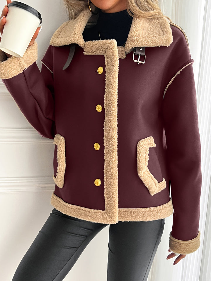 Trendy women's jacket with high-quality faux fur lining and stylish button details Lune London