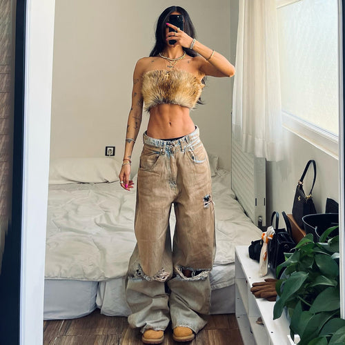 Baggy jeans for women with frayed hem and worn look Amarae