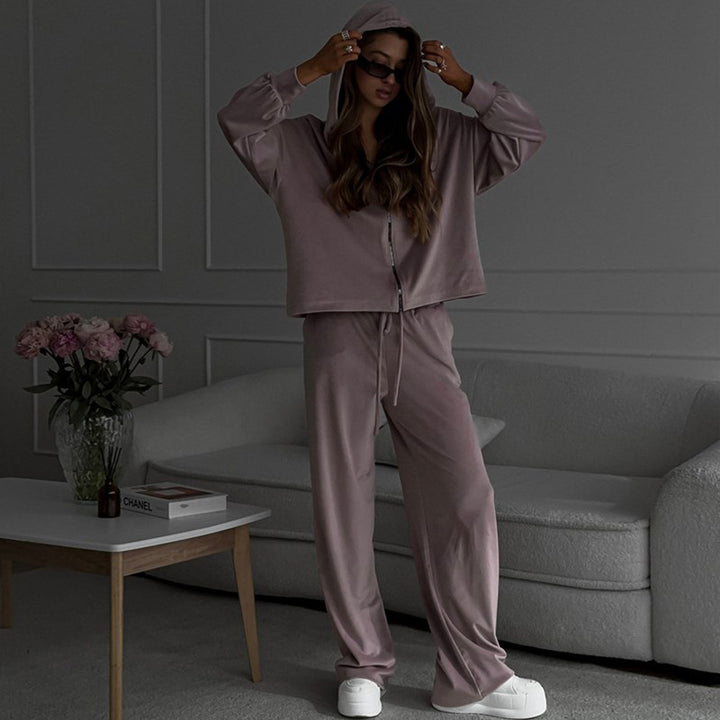 Lune London women's fleece athletic leisure set with hood and elastic waistband
