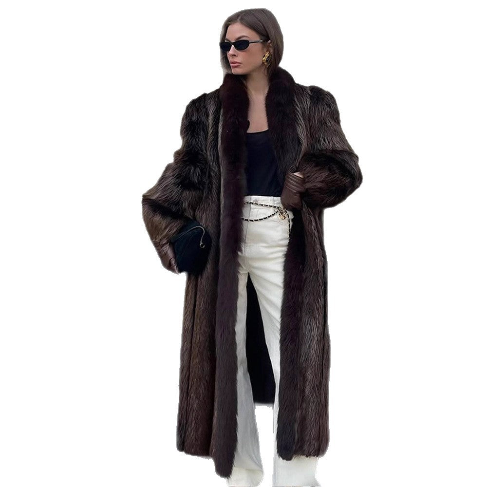 Women Luxurious Long Fur Coat with Wide Collar and Voluminous Sleeves Amarae