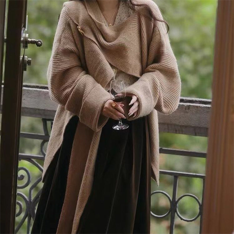 Pull en tricot surdimensionné décontracté pour femmes avec coupe asymétrique et matériau doux Chic & Stil