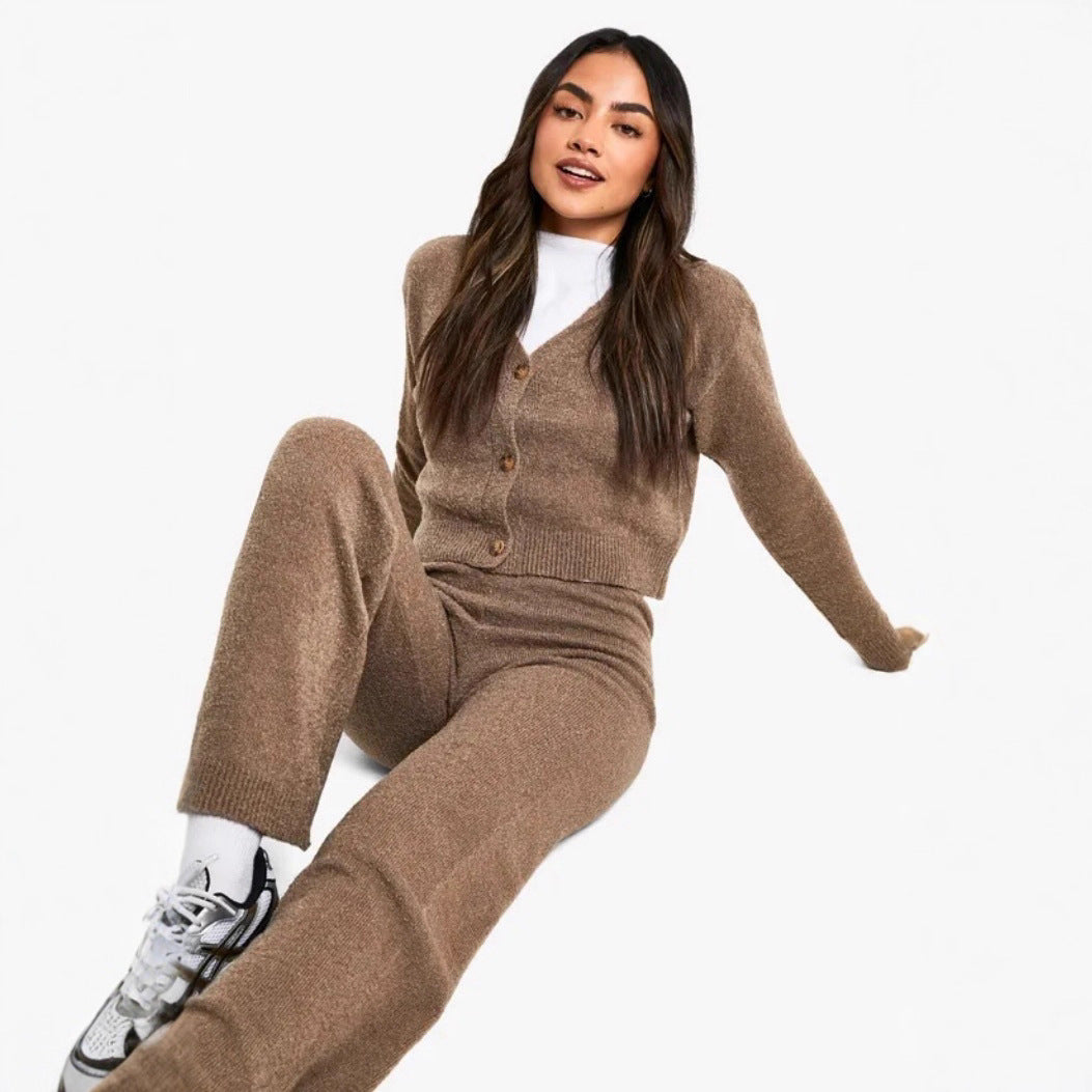 Women's loungewear set with stylish cardigan and comfortable loose pants Lune London