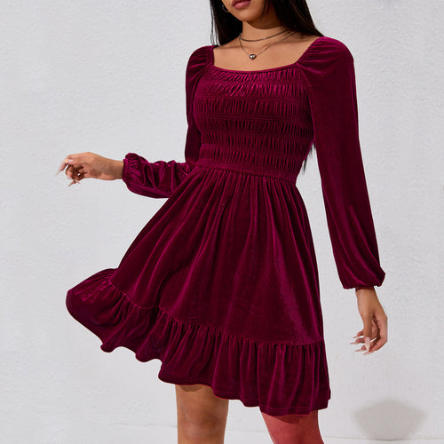 Robe Mini en Velours pour Femmes avec Détails Volants et Taille Élastique Chic & Stil