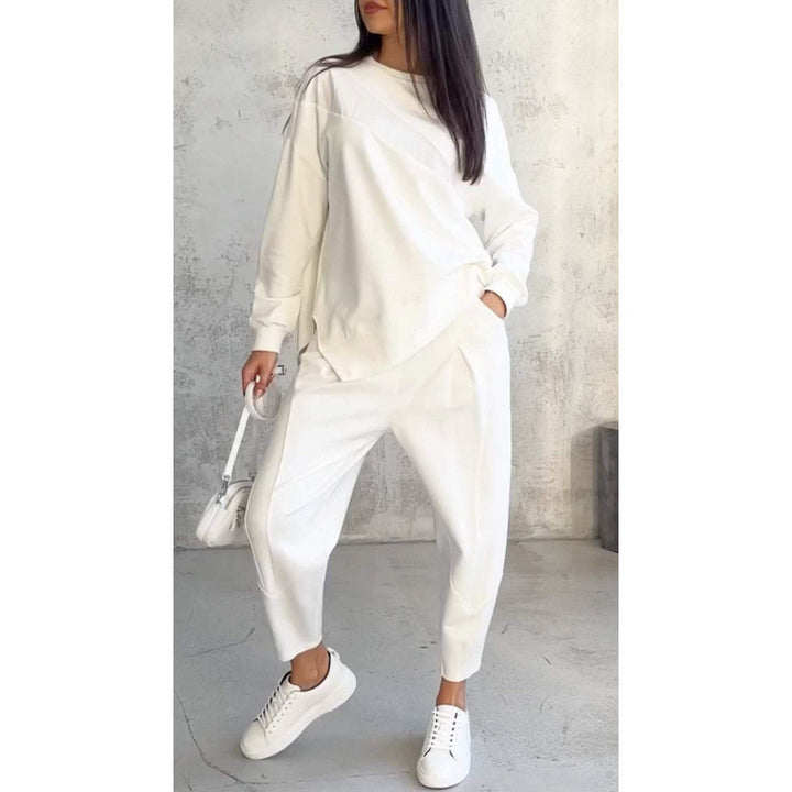 Women's Casual Two-Piece Lounge Set with Oversize Sweatshirt and Tailored Tapered Pants Amarae
