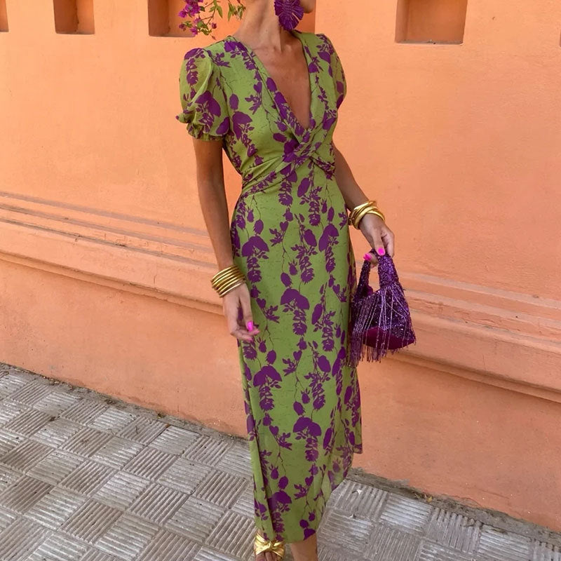 Robe maxi pour femmes avec décolleté en V profond et motif diamant artistique Chic & Stil
