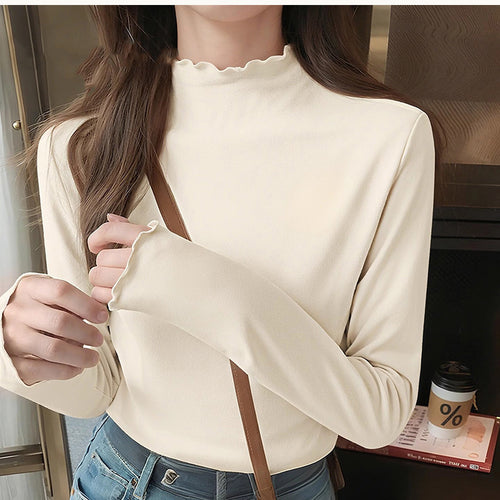 Ladies elegant long-sleeve shirt with ruffle details Chic & Stil
