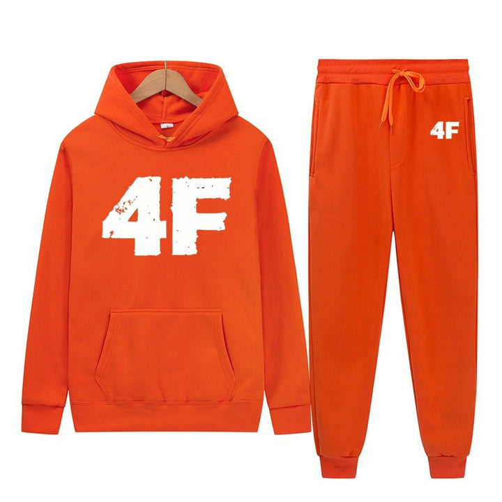 Women’s hoodie and joggers set with sporty comfort Chic & Stil