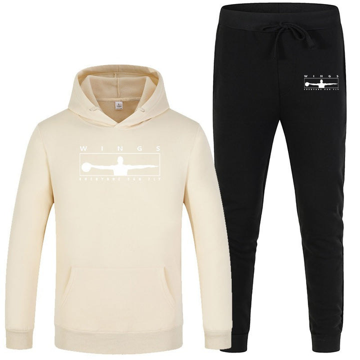 Women's jogging suit with modern logo and comfortable kangaroo pockets Chic & Stil