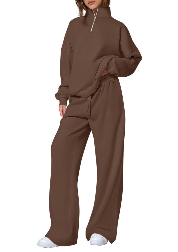 Casual sweatpants set for women with high collar and zipper Lune London