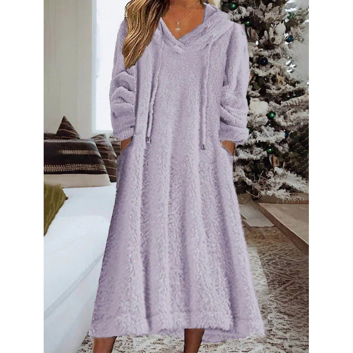 Ladies maxi dress made of teddy fleece with hood, V-neck and side pockets Amarae