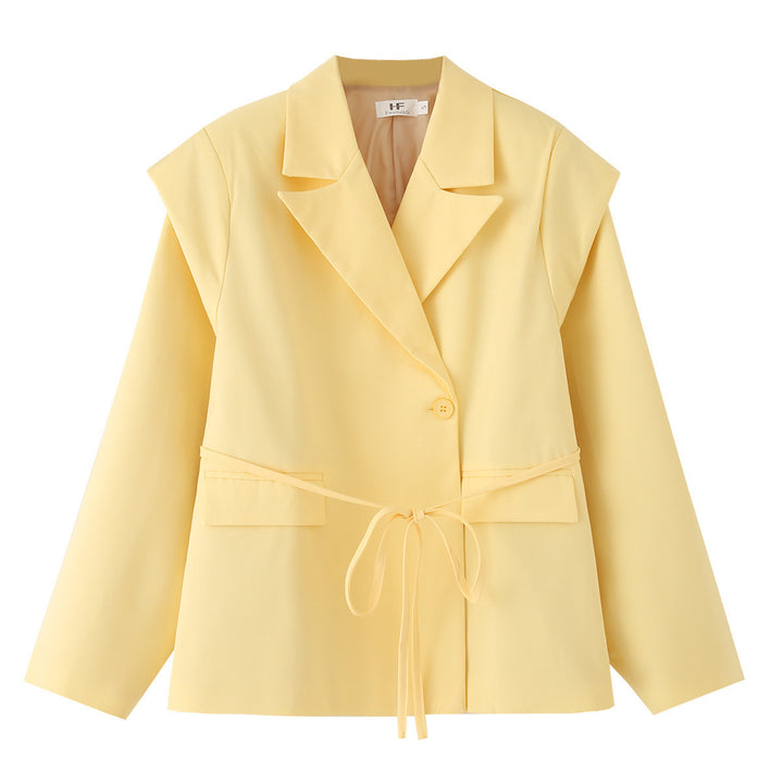 Ladies elegant blazer jacket with belt at the waist Lune London