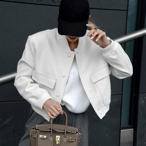 Oversized casual jacket for women with practical pockets and modern cut Amarae