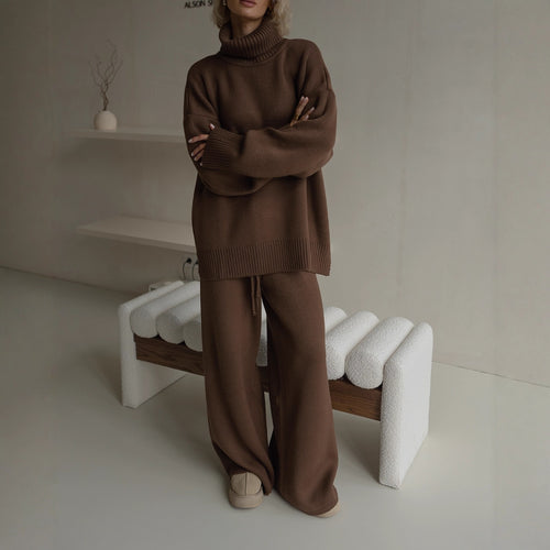 Oversized comfortable sweater for women with high collar Amarae