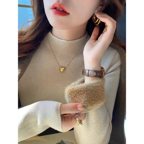 Pull en tricot pour femmes avec bordures duveteuses Chic & Stil