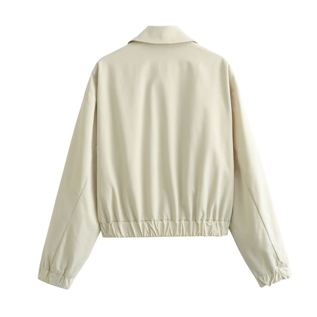 Women's transitional jacket with a modern cut and practical pockets Lune London