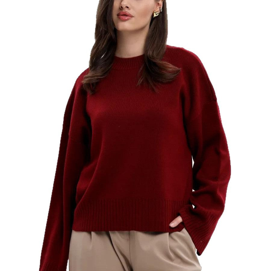 Ladies Comfortable Sweater with Oversized Cut and Ribbed Details Lune London