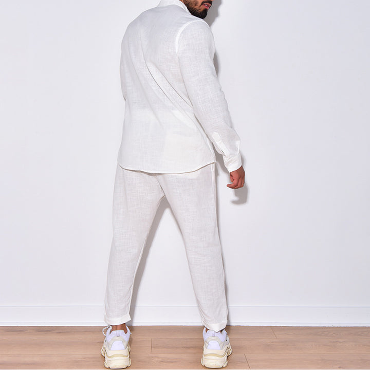 Linen suit for men with a modern cut and a casual chic look and style
