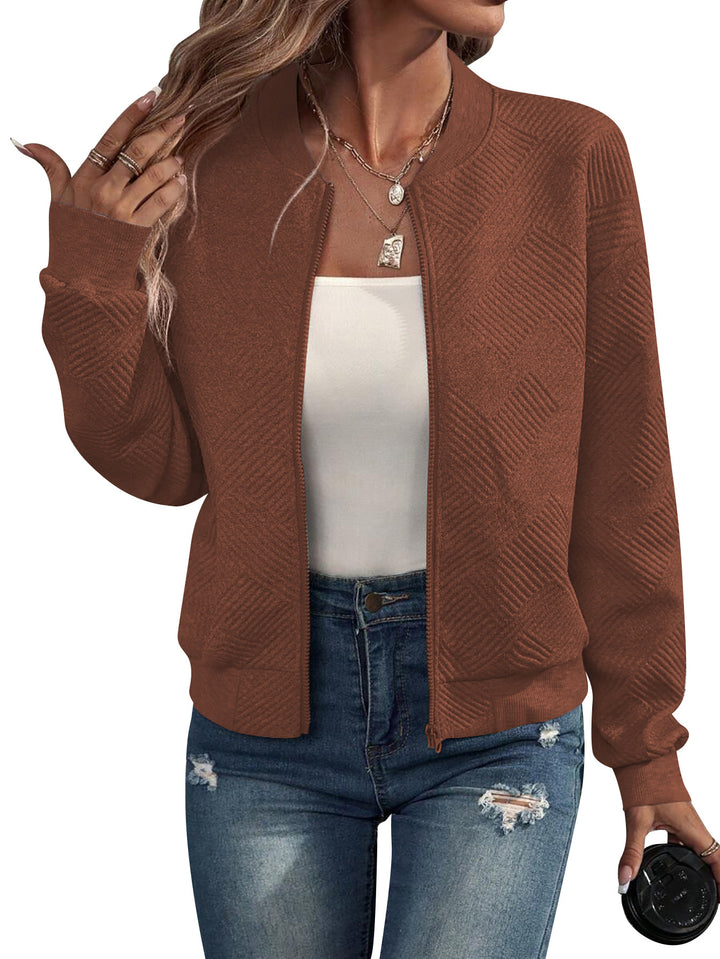 Ladies sporty quilted jacket with high collar and zipper Lune London