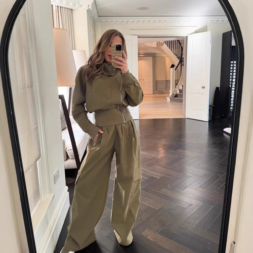 Wide cargo pants for women with elastic waist and side zip pockets Amarae