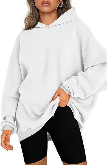 Oversized hoodie for women with a relaxed fit and hood Lune London