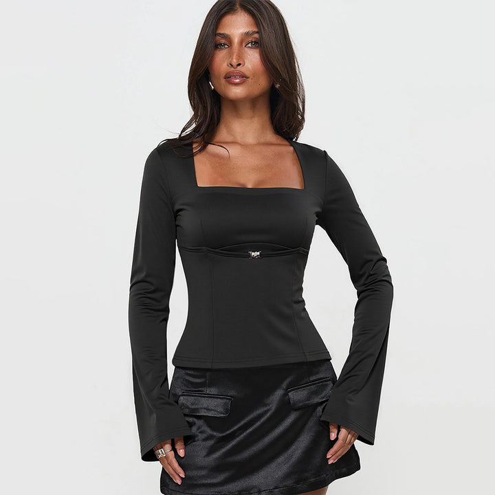 Top femme à manches longues avec encolure rectangulaire et détails de volants élégants Chic & Stil