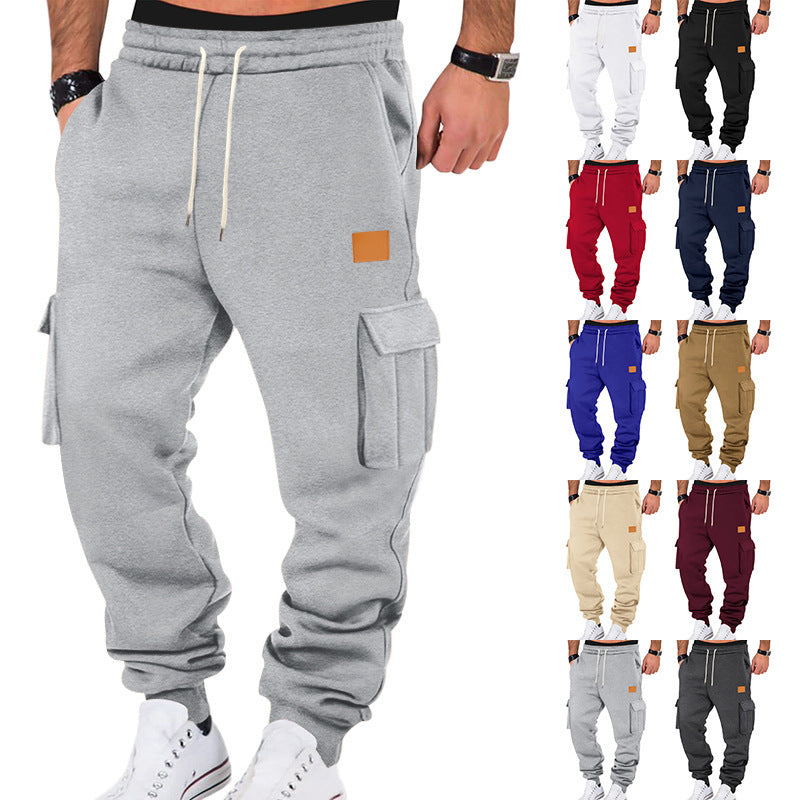 Men's cargo jogger pants with practical pockets and elastic waistband Lune London