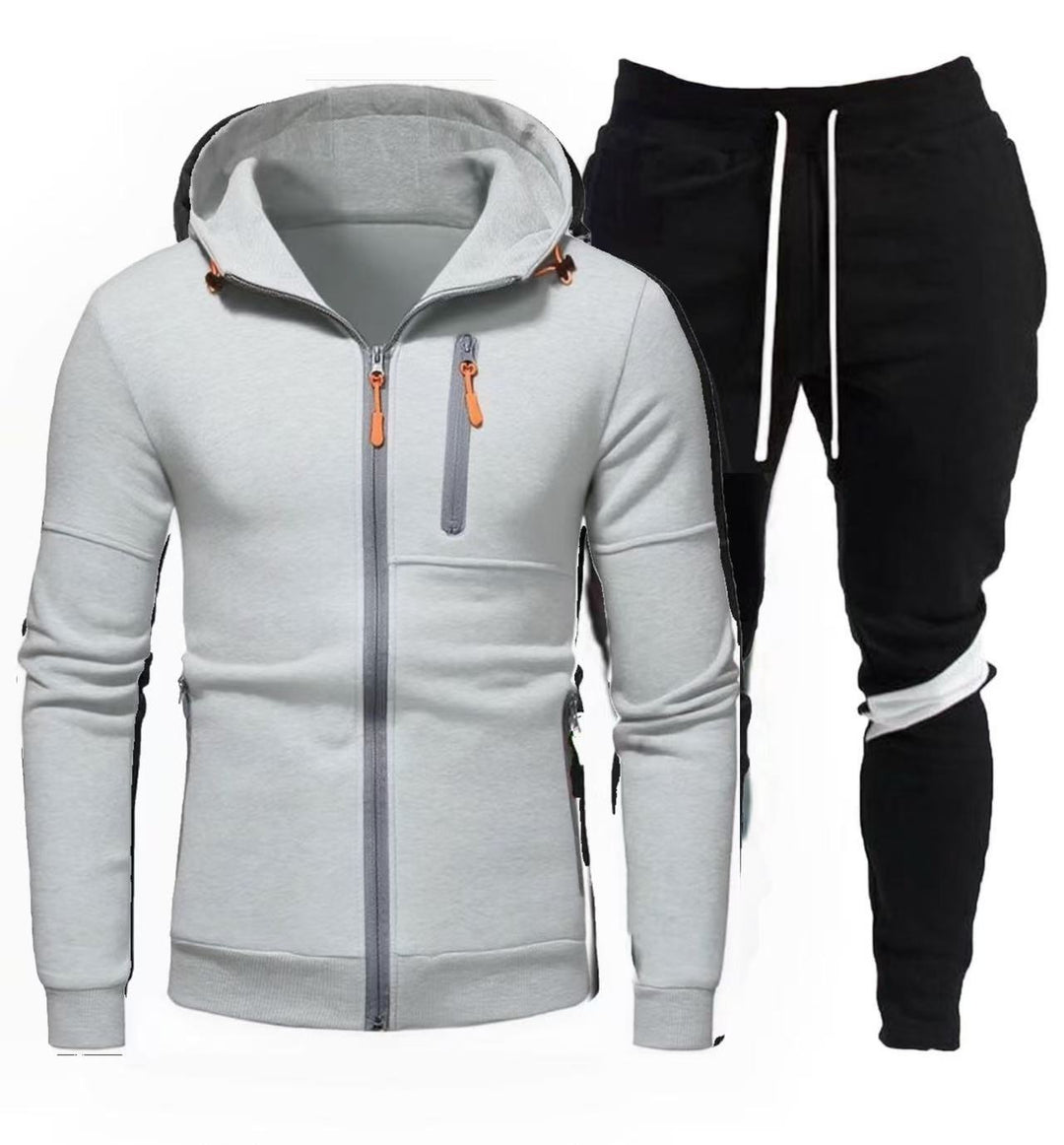 Sporty hoodie for men with practical zipper and chic jogger pants