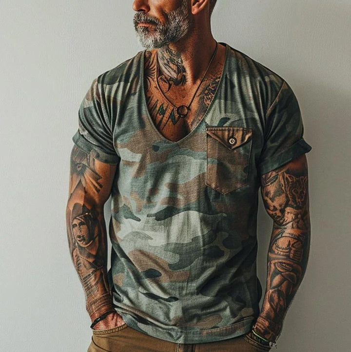 V-neck T-shirt for men with chest pocket and camouflage pattern Lune London
