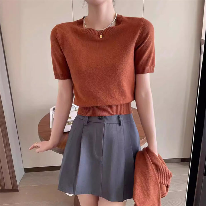 Cardigan femme en maille fine avec détails de boutons et encolure ronde Chic & Stil