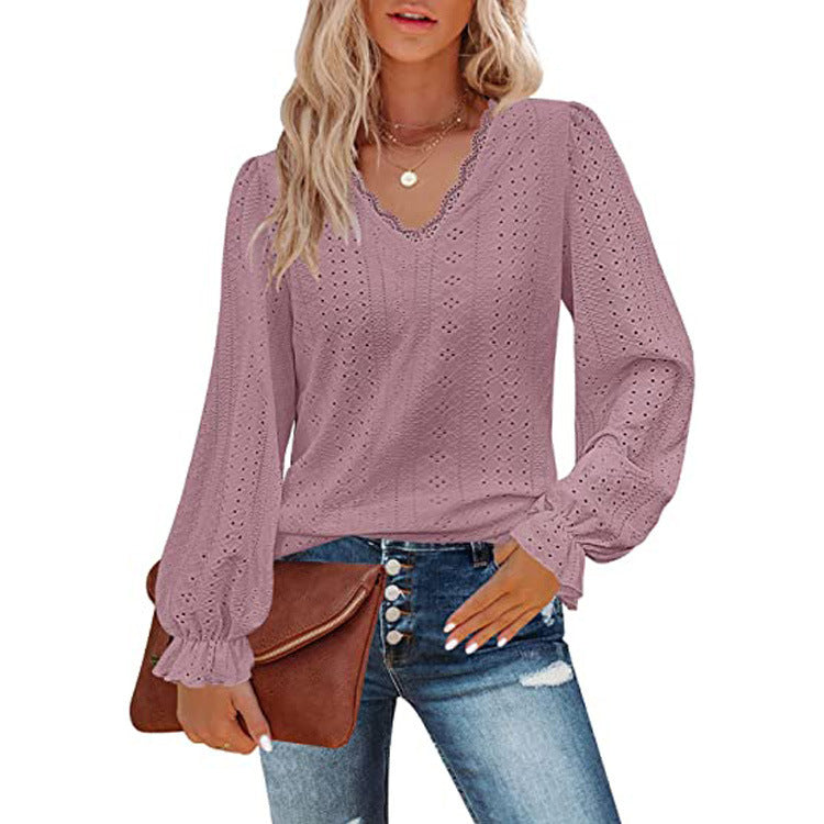 Women's blouse with romantic cut and detailed embroidery Lune London