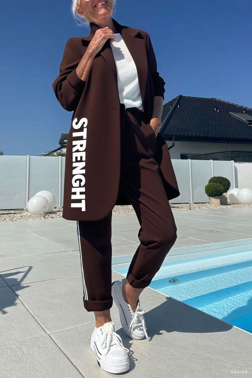 Manteau trench décontracté pour femmes avec des rayures à la mode et une lettre stylée Chic & Stil