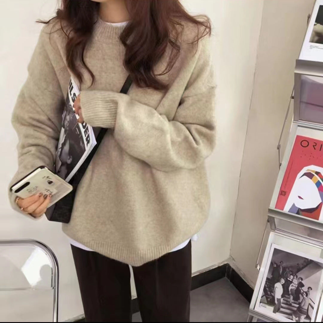 Ladies oversized thick sweater with high collar and ribbed knit Lune London