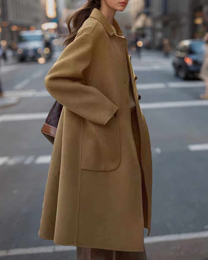 Elegant wool coat for women with high pockets and classic lapels Amarae